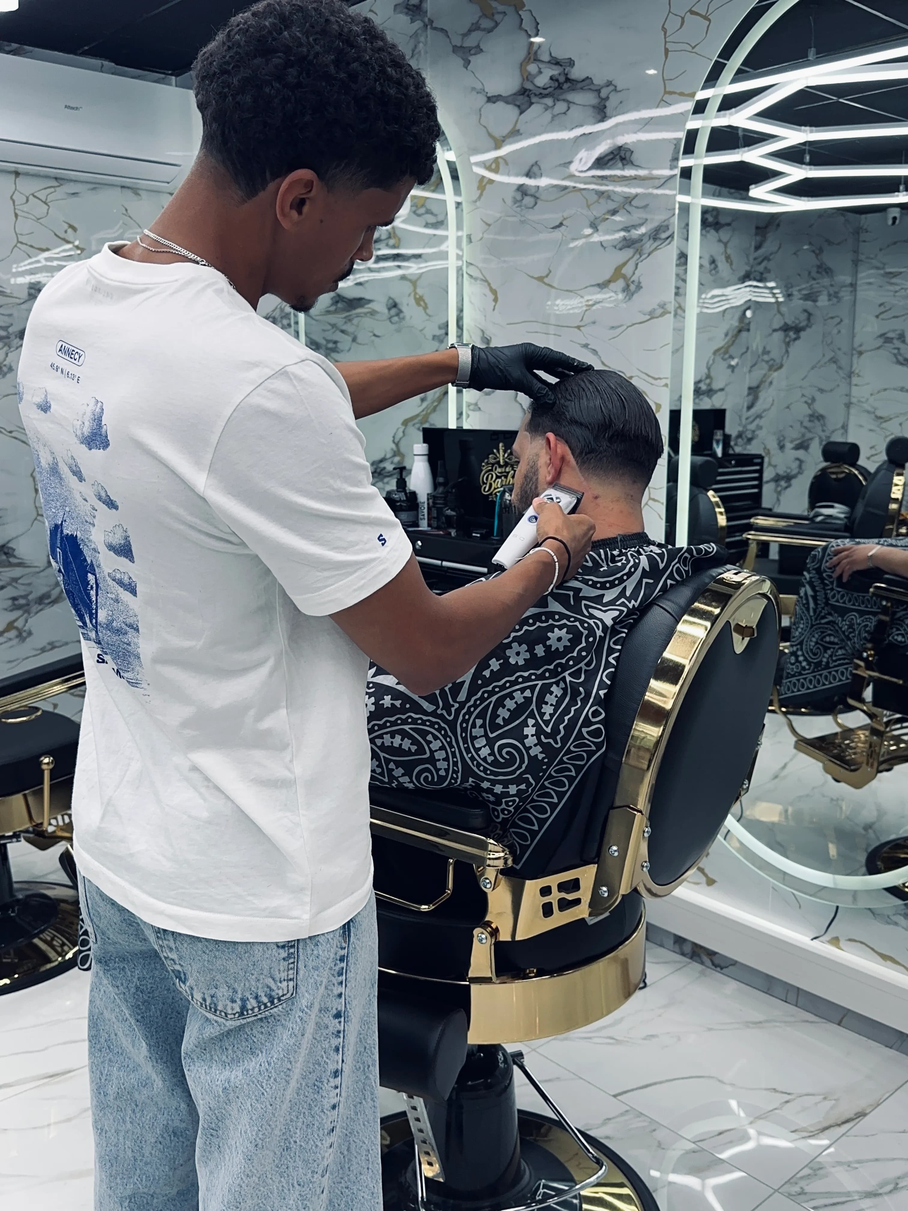 Barbier professionnel : un métier passion au cœur de Chambéry