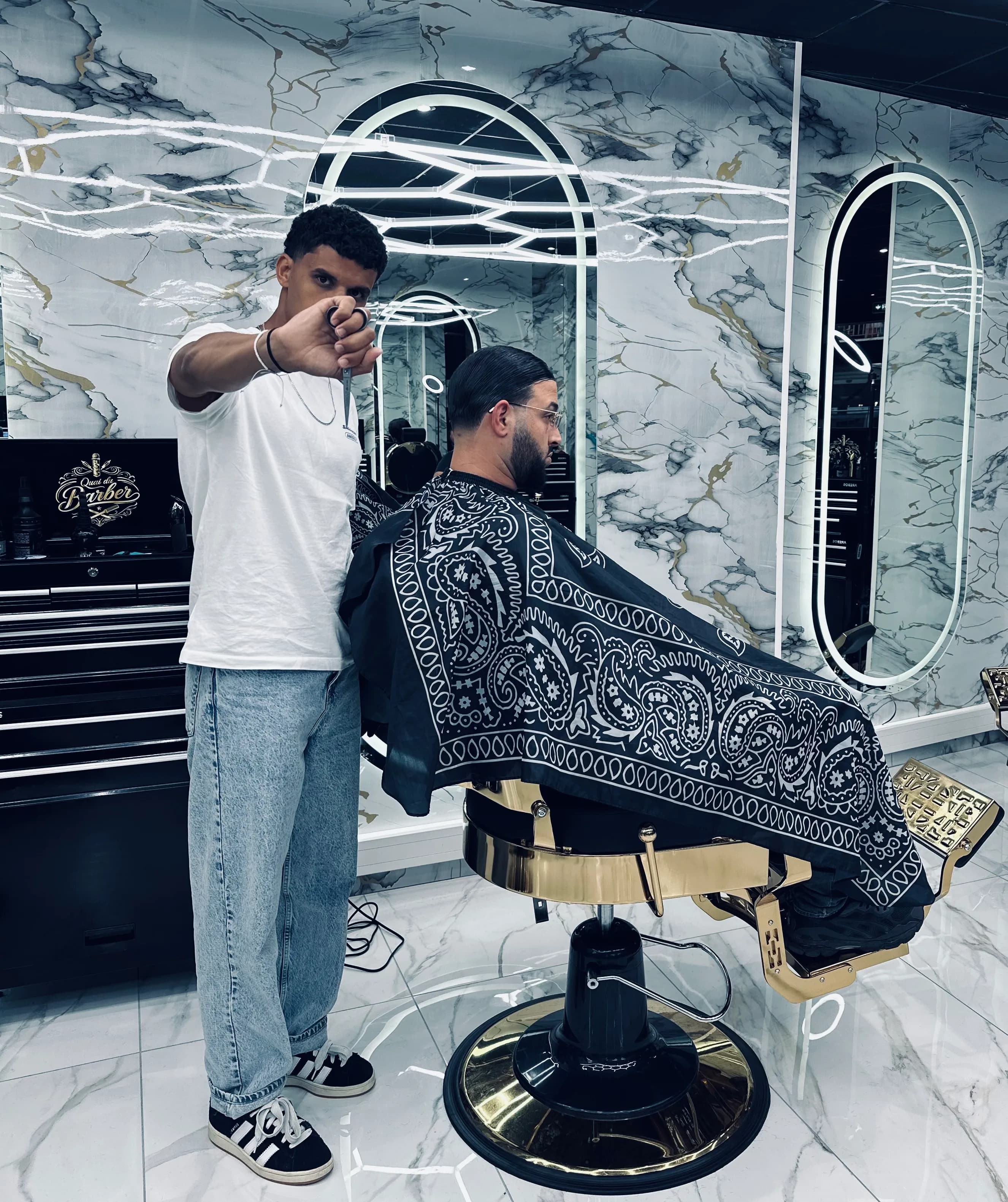 Quai du Barber — Barbershop à Chambéry